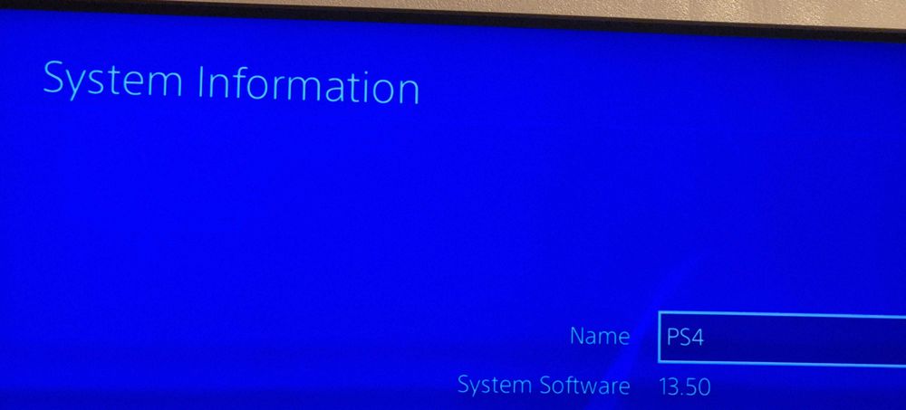 Playstation 4 Slim 1TB