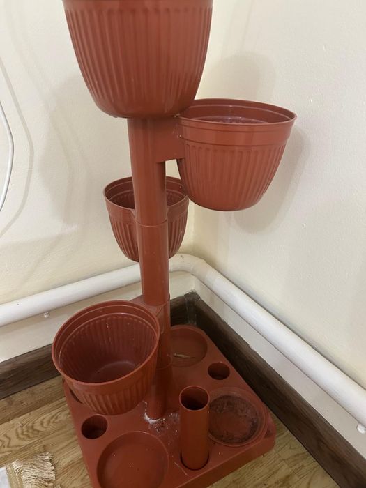 продается подставка для цветов