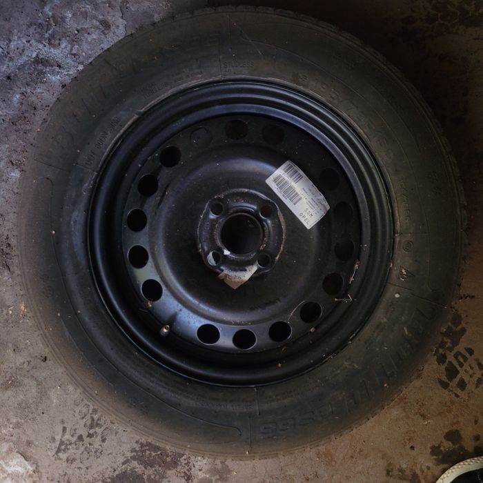 Резезвна гума 195/70 R15