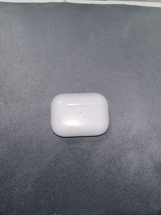 Продается Apple Airpods Pro 2 б/у