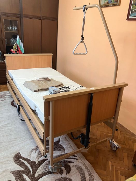 Болнично легло- електрическо