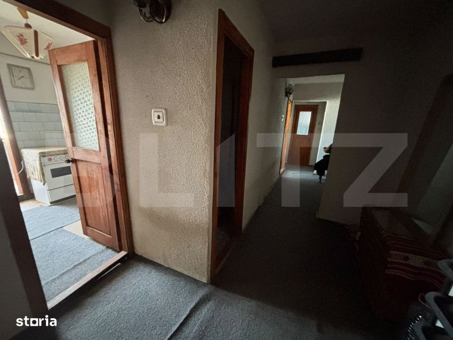 Apartament 3 camere, 67 mp, zona Micro 12