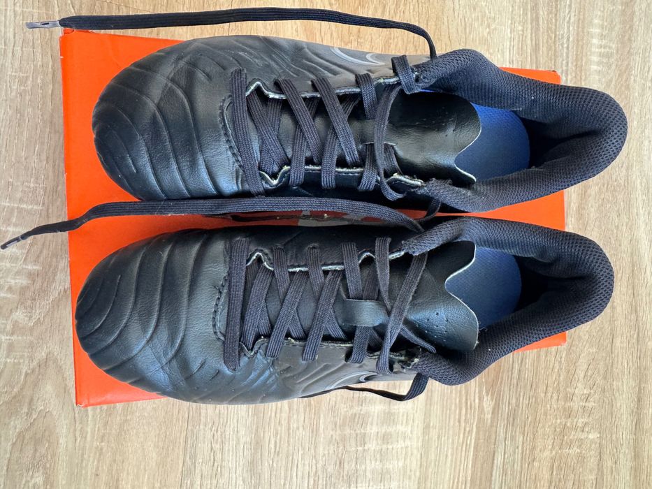 Nike Ghete de fotbal LEGEND 10 ACADEMY FG/MG Nr. 37.5