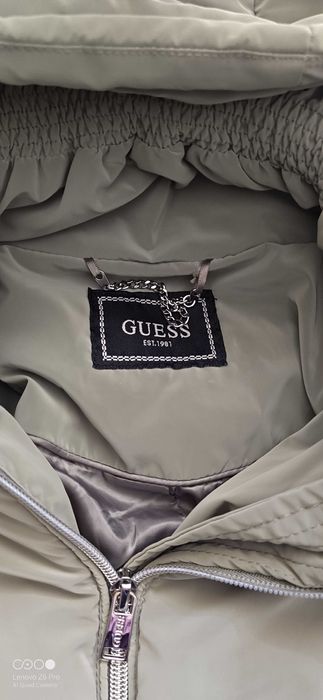Дамско оригинално яке Guess