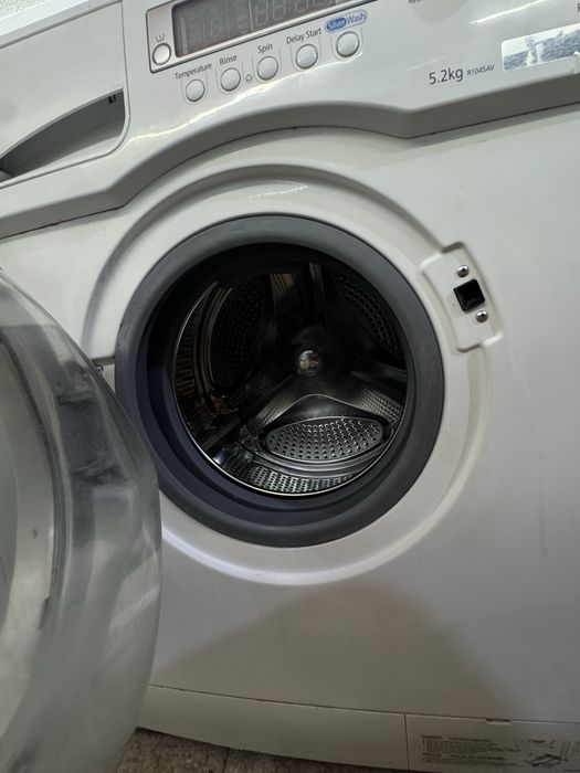 Пералня с сушилня INDESIT