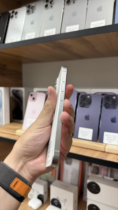 iPhone 15 Pro 256GB