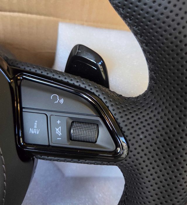 Рязан Волан Audi A3 A4 A5 A6 A7 A8 Q3 Q5 Q7 с Airbag Ауди А6 S-line