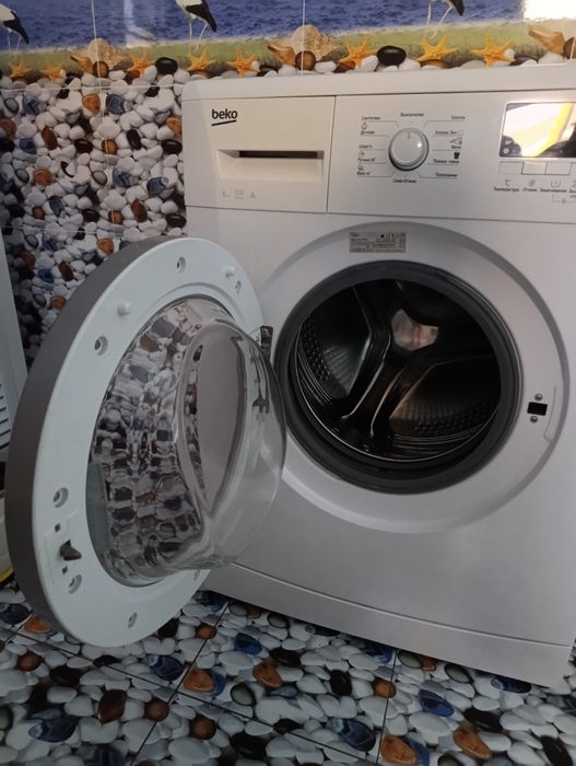 Продам стиральную машинку