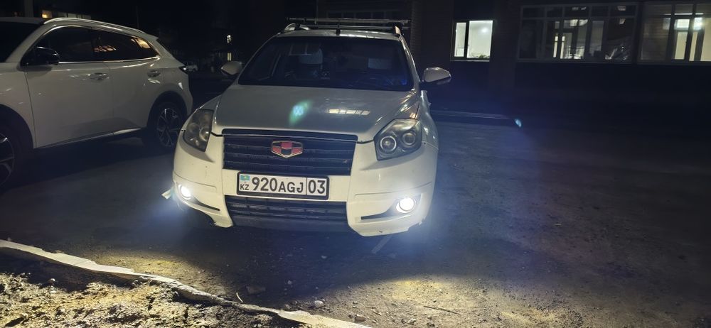 Продам geely England x7