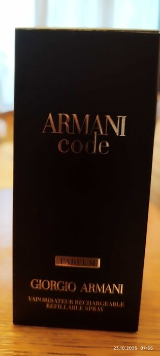Продавам парфюм ARMANI CODE