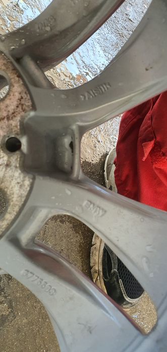 Джанти и гума 4бр 5х120 16 цола Оригинални