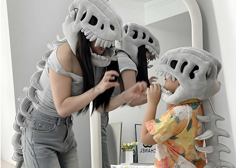 Костюм, одежда скелета динозавра