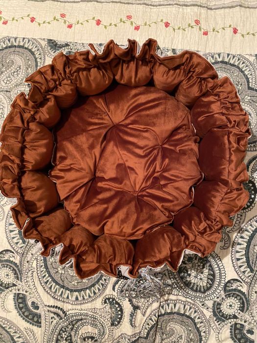 Лежанки кошкам. Мысыкка жататын орын