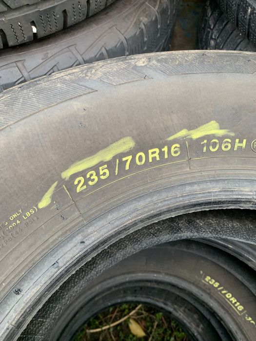 8 Anvelope cauciucuri 235/70/16 si 235/65/16C m+s