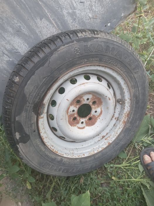 Продам резину 170/70 R13 2шт