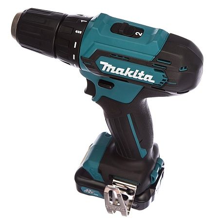 Makita DF333D как новый с батарейкой и зарядное устройство