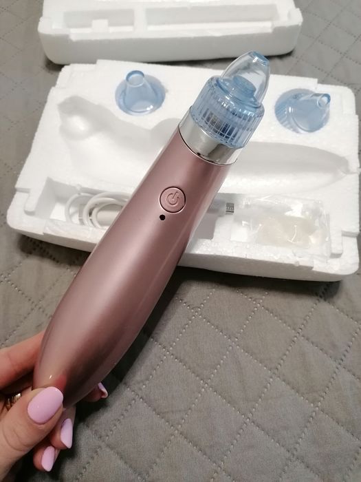 Вакуум уред за почистване на лице