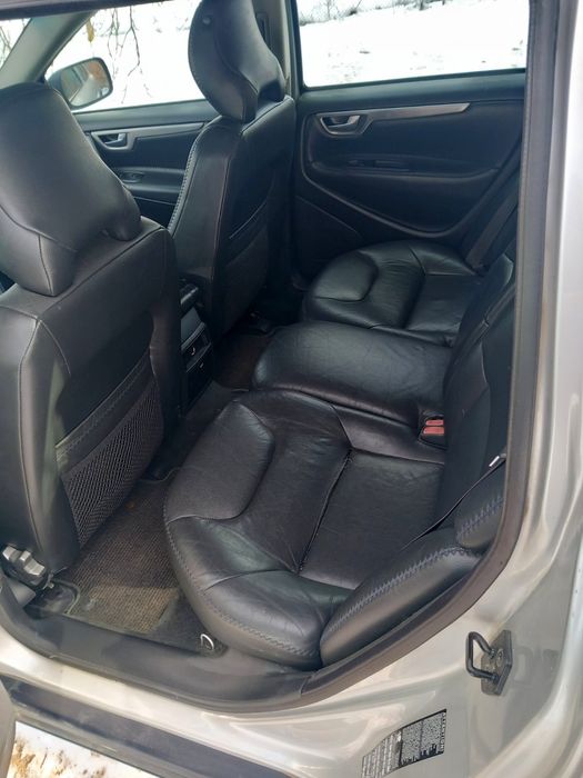 2.4 TURBO-CROSS Country D5 AWD 4x4