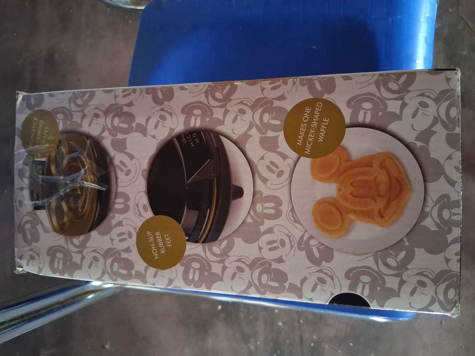 Aparat de făcut vafe / gaufre Disney Mickey Mouse - Ideal copii