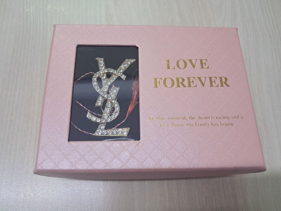 Broșe dama  eleganta