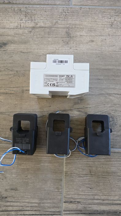 Smart meter Huawei trifazic + Smart Dongle wifi