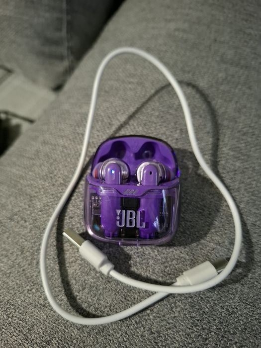 JBL безжични слушалки