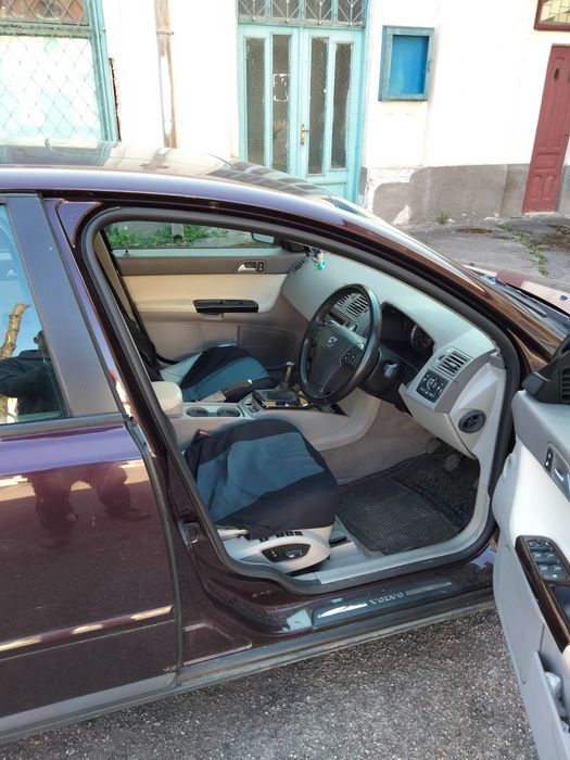 Vând Volvo S40 , preț 4500 lei, negociabil