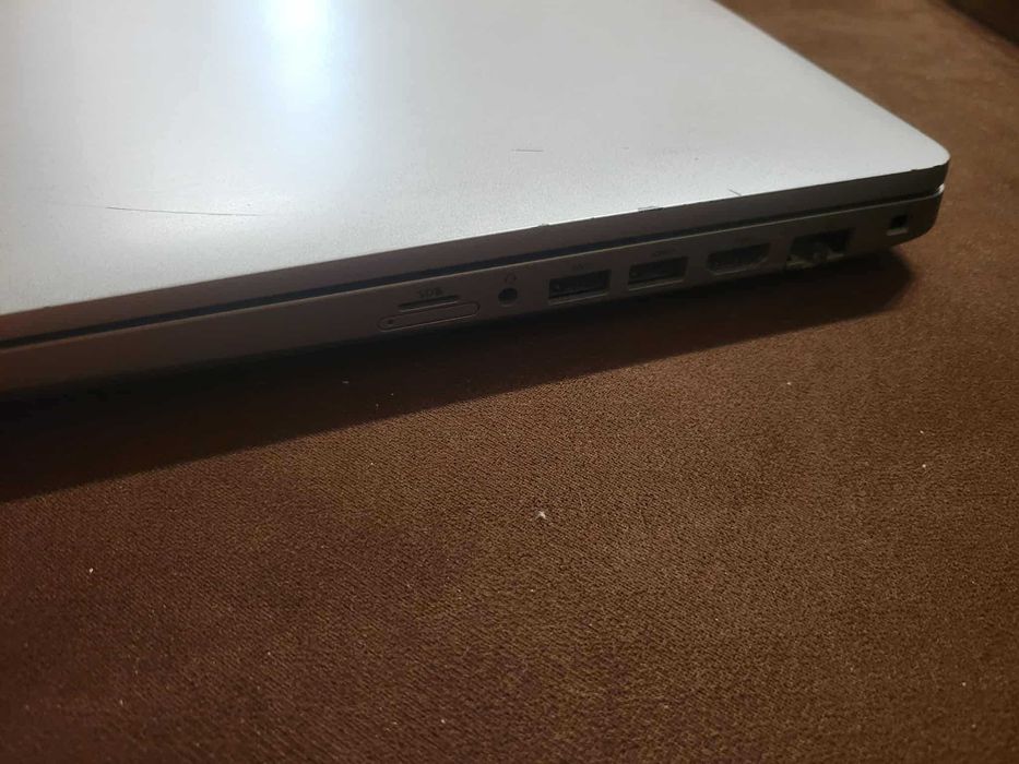 Лаптоп Dell Latitude 5511 - 1TB NVMe SSD, 32GB DDR4 RAM, I7-10780H