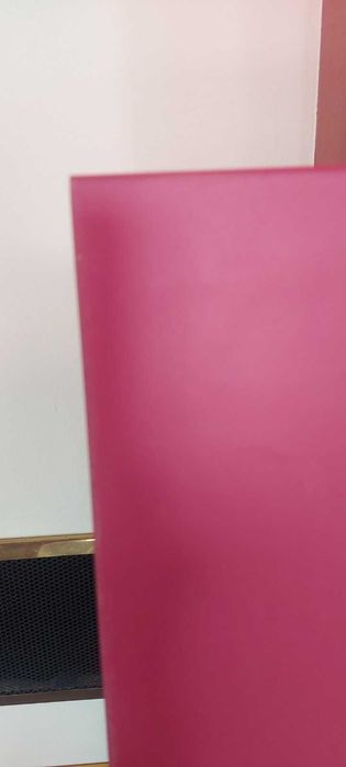 Легло: 140 х 190 см. Отлично състояние.  Предаване - Плевен.