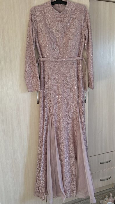 Вечерние платьяяя