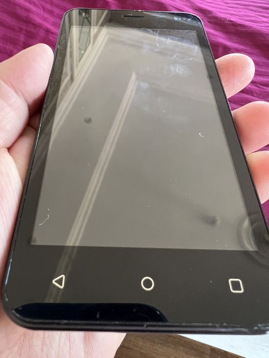 Samsung и fly телефон