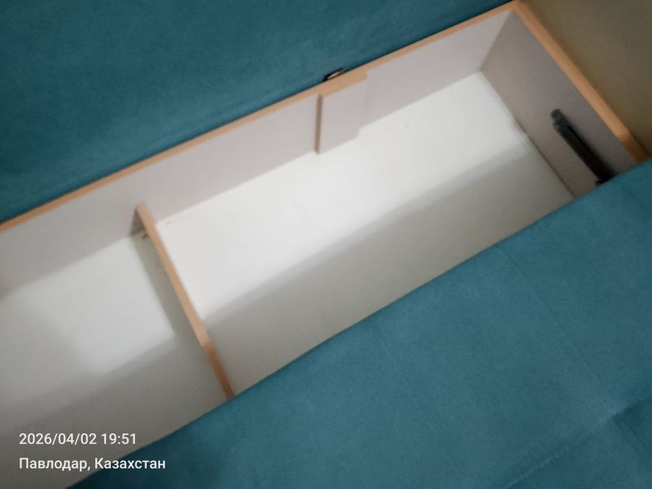 Продам диван в хорошем состоянии