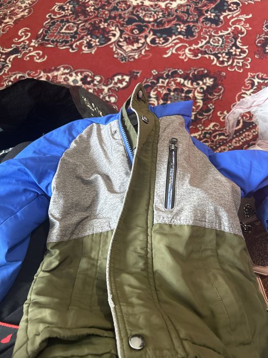 Отдам даром вещи на дев и мал