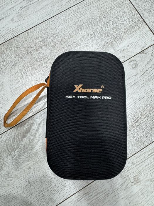 Продам Xhorse VVDI Key Tool Max