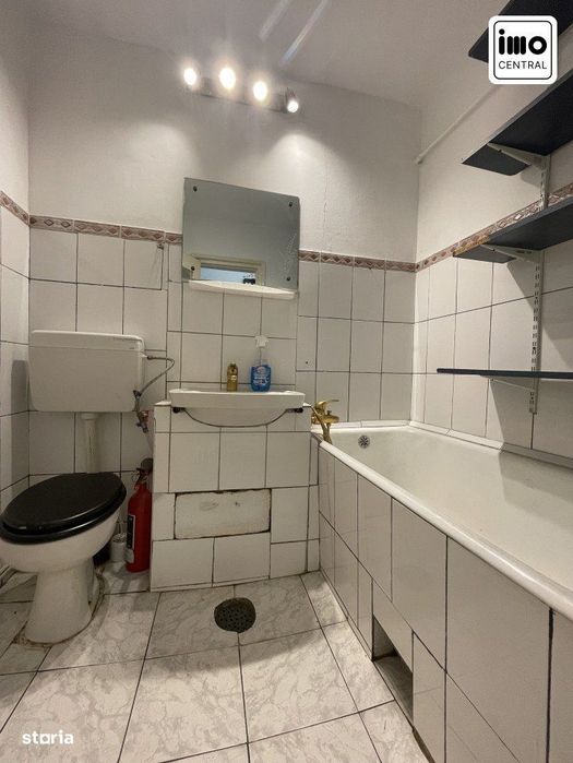 Garsoniera cu autorizatie spatiu comercial la 150m de noua Academie de