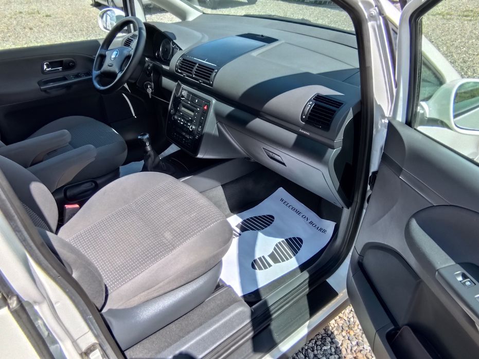 Seat Alhambra 7 LOCURI