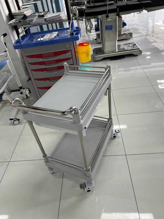 Медицинская тележка / Стол манипуляционный /Столик инструментальный