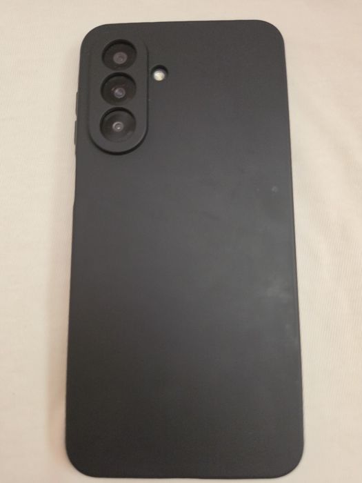 Samsung A 17 128 GB телефона е като нов