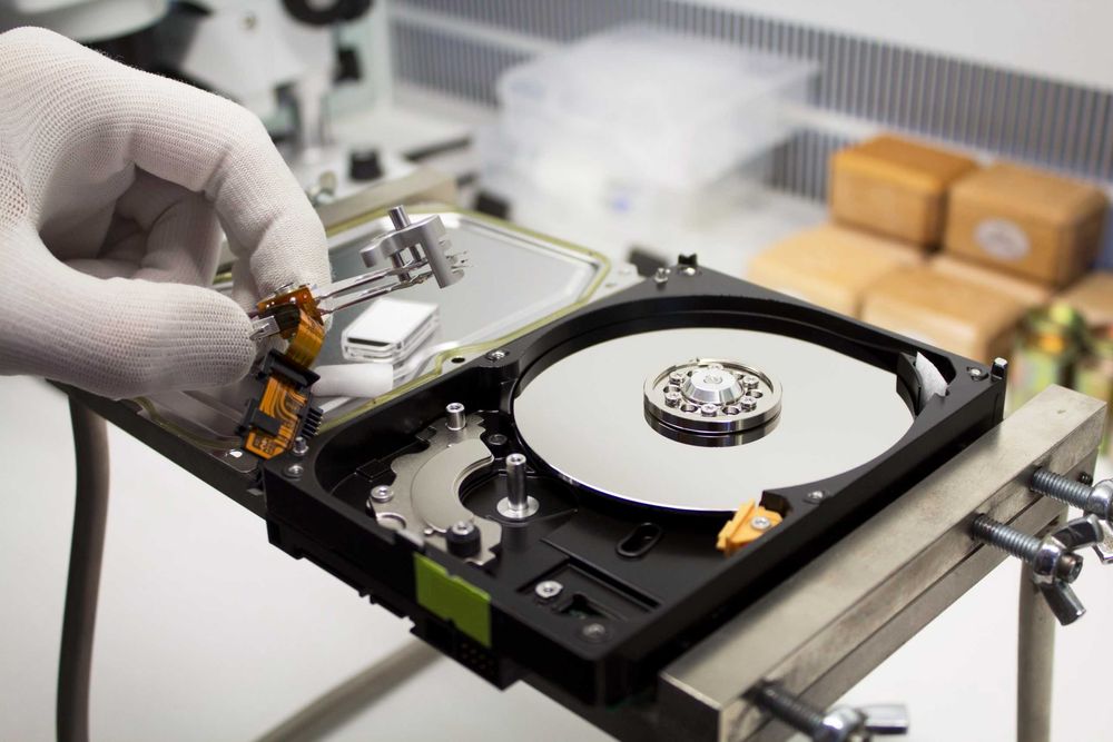 Восстановление информации HDD, SSD, NVMe M2.