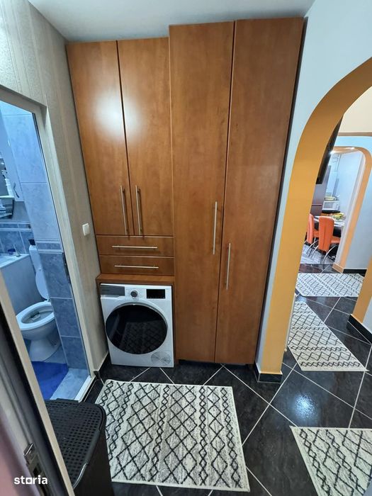 Apartament 3 camere decomandate , finisat , Carpati 2