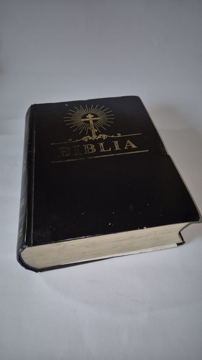 Carte veche religie Biblia Ortodoxa din Moldova