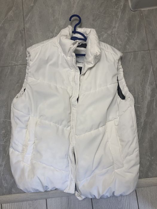 Жилетка,безрукавка