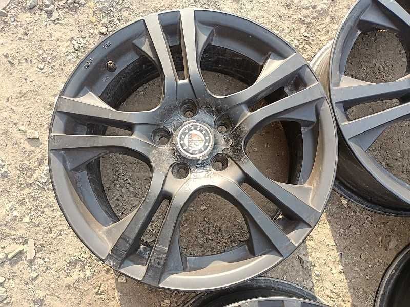 Продам оригинальные легкосплавные диски "Platin"