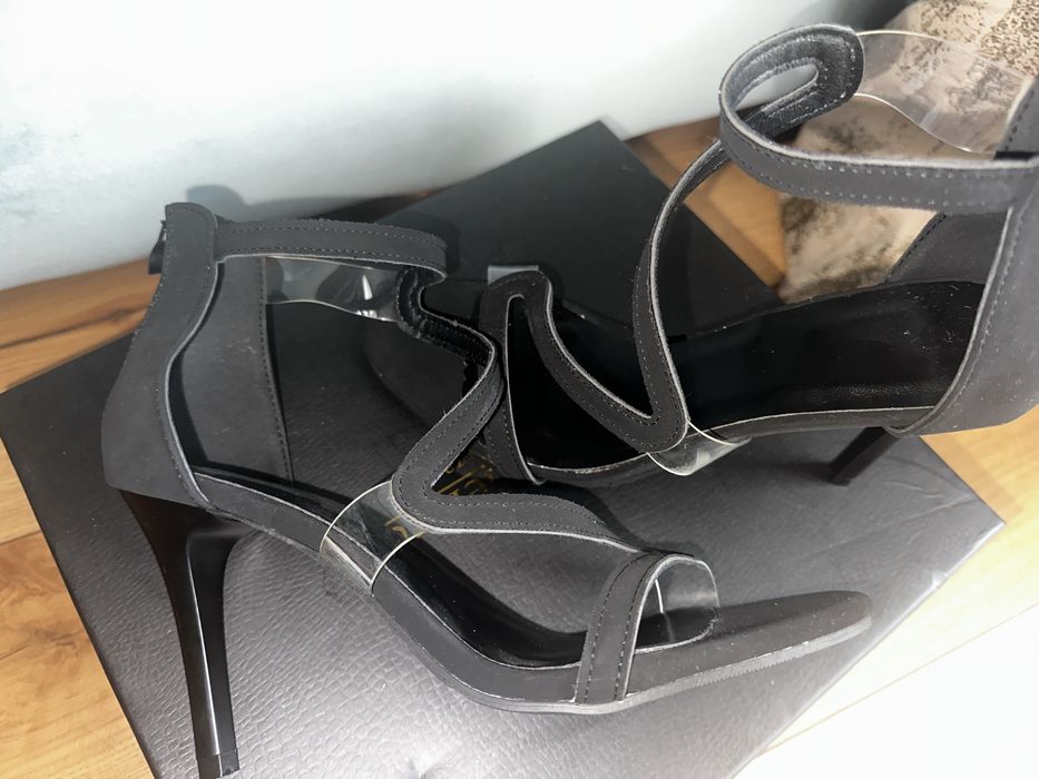 Sandale elegante negre cu barete transparente, noi, mărimea 38