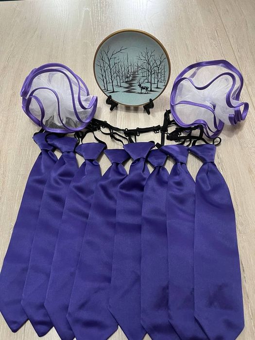 Галстуки, бабочки