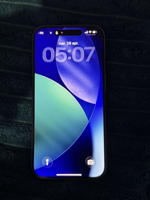 Iphone 15 Pro in stare impecabila, teleofnul merge super bine.