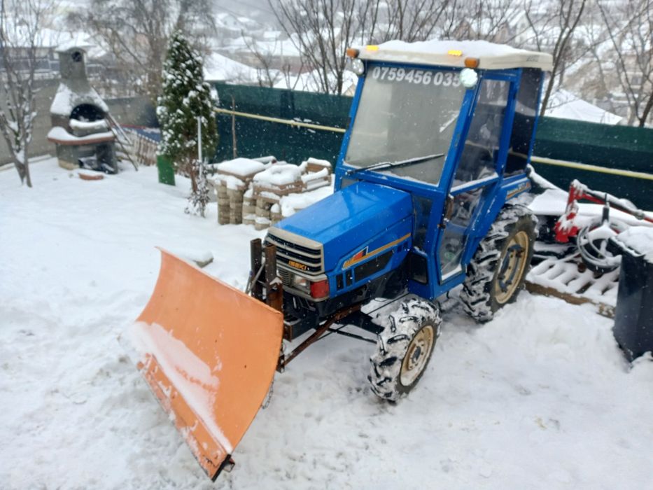 Lamă de zăpadă pentru tractor