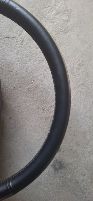 Продам рулевое колесо от жентры кожанный идеалном состоянии.фото реалн