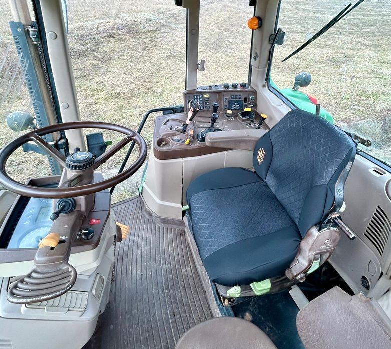Tractor john deere 6520