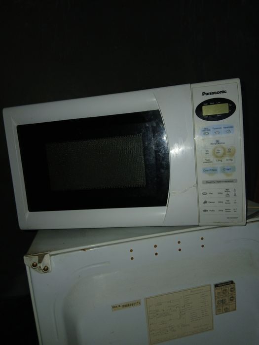 Продам микроволновку Панасоник